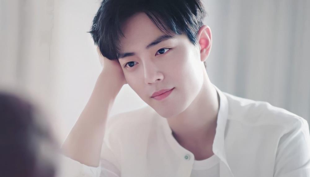 明星火了会被同学报黑料嘛,_虞书欣名誉权纠纷法院公告_虞书欣黑粉事件