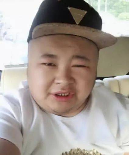快手网红八卦最新浩南-_快手网红装有钱_狗老师装有钱案例